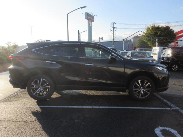 ハリアー G レザーパッケージ 4WD トヨタセーフティセンス フルセグTV Bluetoothオーディオ バックカメラ デジタルインナーミラー 黒革シート パワーシート LEDヘッドランプ USB入力端子 ETC パワーリアゲート(7枚目)