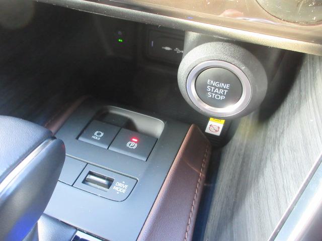 ハリアー G レザーパッケージ 4WD トヨタセーフティセンス フルセグTV Bluetoothオーディオ バックカメラ デジタルインナーミラー 黒革シート パワーシート LEDヘッドランプ USB入力端子 ETC パワーリアゲート(21枚目)