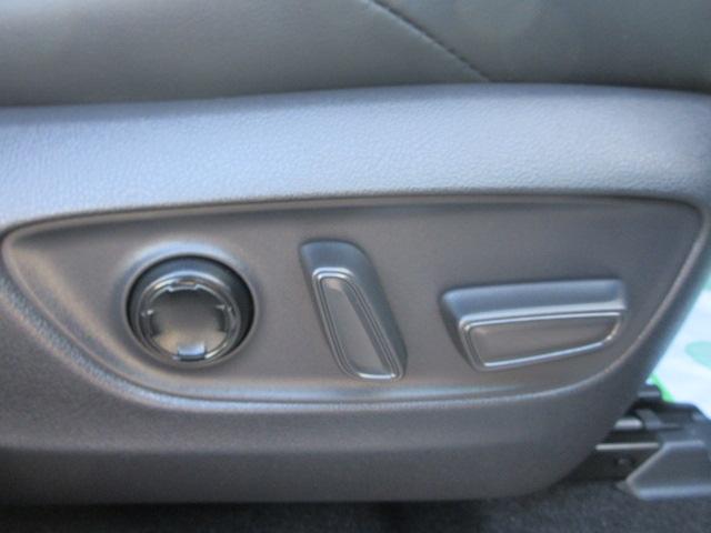 ハリアー G レザーパッケージ 4WD トヨタセーフティセンス フルセグTV Bluetoothオーディオ バックカメラ デジタルインナーミラー 黒革シート パワーシート LEDヘッドランプ USB入力端子 ETC パワーリアゲート(27枚目)