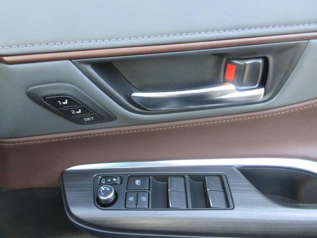 ハリアー G レザーパッケージ 4WD トヨタセーフティセンス フルセグTV Bluetoothオーディオ バックカメラ デジタルインナーミラー 黒革シート パワーシート LEDヘッドランプ USB入力端子 ETC パワーリアゲート(28枚目)