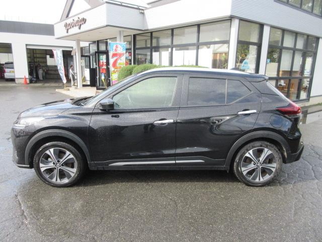 キックス X FOUR 4WD プロパイロット ナビ アラウンドビュー CD再生 Bluetooth クルーズコントロール エマージェンシーブレーキ ETC LEDヘッドランプ ブルーステッチシート ステアリングヒーター(8枚目)