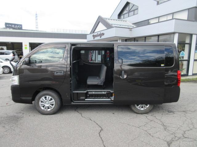 NV350キャラバンバン ロングDXターボ 4WD ナビ フルセグTV Bluetooth CD&DVD再生機能 バックカメラ ETC(9枚目)