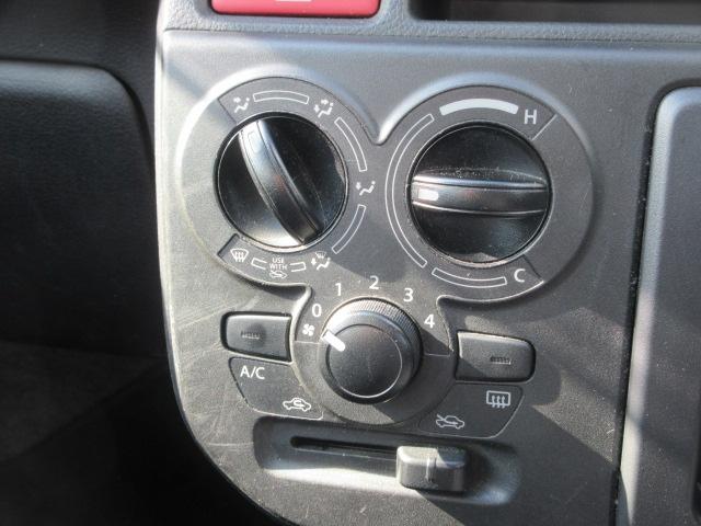 アルト Ｌ　４ＷＤ　スズキセーフティサポート　ナビ　Ｂｌｕｅｔｏｏｔｈオーディオ　バックカメラ　法人ワンオーナー　頸部衝撃緩和ヘッドレスト　オートライト　アイドリングストップ　衝突安全ボディ（15枚目）