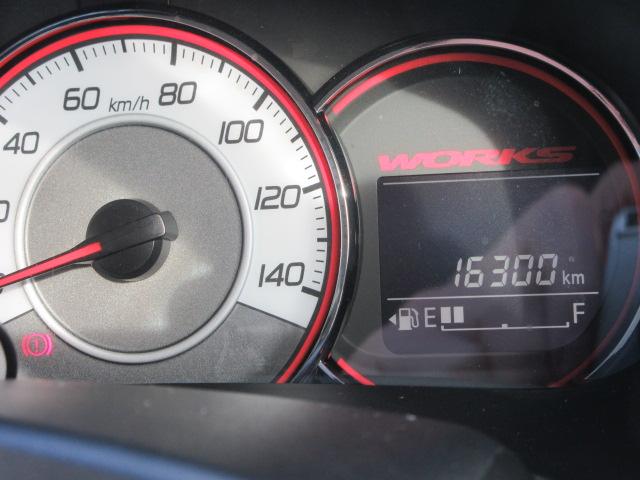 アルトワークス ベースグレード　４ＷＤ　ＨＩＤライト　フォグランプ　ビルトインＥＴＣ　プッシュスタート　レカロシート　５速マニュアル車　オートライト　　スマートキー　横滑り防止　衝突安全ボディ（13枚目）