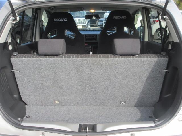 アルトワークス ベースグレード　４ＷＤ　ＨＩＤライト　フォグランプ　ビルトインＥＴＣ　プッシュスタート　レカロシート　５速マニュアル車　オートライト　　スマートキー　横滑り防止　衝突安全ボディ（20枚目）