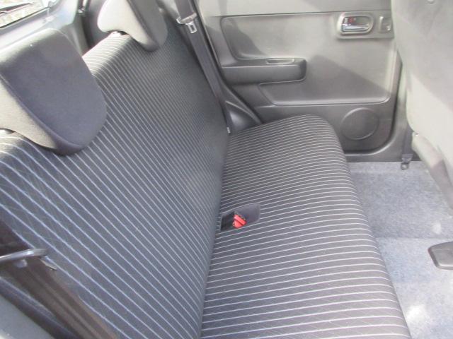 アルトワークス ベースグレード　４ＷＤ　ＨＩＤライト　フォグランプ　ビルトインＥＴＣ　プッシュスタート　レカロシート　５速マニュアル車　オートライト　　スマートキー　横滑り防止　衝突安全ボディ（24枚目）