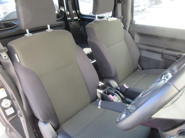 ジムニー ＸＣ　４ＷＤ　スズキセーフティサポート　ナビ　フルセグＴＶ　Ｂｌｕｅｔｏｏｔｈ　ＣＤ＆ＤＶＤ　ＥＴＣ　ＬＥＤヘッドランプ　フォグランプ　クルコン　シートヒーター　荷室カーペット　プッシュスタート　冬タイヤ有（25枚目）