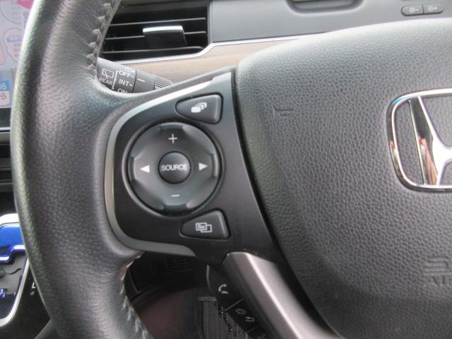 フリードハイブリッド ハイブリッド・Ｇホンダセンシング　４ＷＤ　ナビ　フルセグＴＶ　Ｂｌｕｅｔｏｏｔｈ　ＣＤ＆ＤＶＤ再生　バックカメラ　両側パワースライドドア　ドラレコ　ＬＥＤヘッドランプ　フロントワイパーデアイサー　ビルトインＥＴＣ　ドラレコ　クルコン（16枚目）