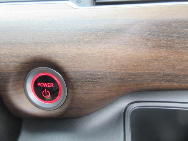 フリードハイブリッド ハイブリッド・Ｇホンダセンシング　４ＷＤ　ナビ　フルセグＴＶ　Ｂｌｕｅｔｏｏｔｈ　ＣＤ＆ＤＶＤ再生　バックカメラ　両側パワースライドドア　ドラレコ　ＬＥＤヘッドランプ　フロントワイパーデアイサー　ビルトインＥＴＣ　ドラレコ　クルコン（29枚目）