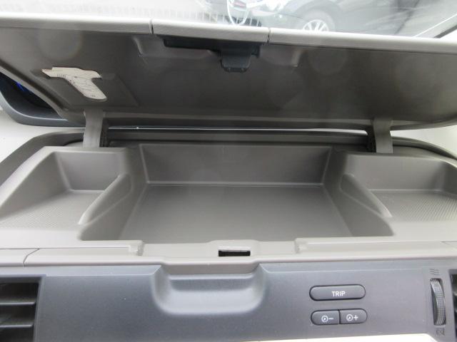 フリードハイブリッド ハイブリッド・Ｇホンダセンシング　４ＷＤ　ナビ　フルセグＴＶ　Ｂｌｕｅｔｏｏｔｈ　ＣＤ＆ＤＶＤ再生　バックカメラ　両側パワースライドドア　ドラレコ　ＬＥＤヘッドランプ　フロントワイパーデアイサー　ビルトインＥＴＣ　ドラレコ　クルコン（32枚目）