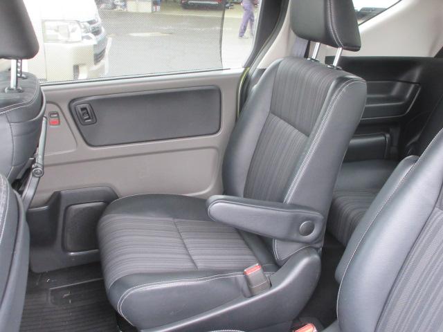 フリードハイブリッド ハイブリッド・Ｇホンダセンシング　４ＷＤ　ナビ　フルセグＴＶ　Ｂｌｕｅｔｏｏｔｈ　ＣＤ＆ＤＶＤ再生　バックカメラ　両側パワースライドドア　ドラレコ　ＬＥＤヘッドランプ　フロントワイパーデアイサー　ビルトインＥＴＣ　ドラレコ　クルコン（38枚目）