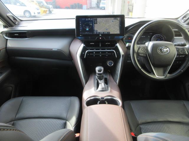 ハリアーハイブリッド Ｚ　レザーパッケージ　４ＷＤ　トヨタセーフティセンス　ナビフルセグＴＶ　Ｂｌｕｅｔｏｏｔｈ　バックカメラ　黒革シート　ＬＥＤヘッド＆フォグランプ　ＥＴＣ　シートヒーター　電動シート　電動リアゲート　ＪＢＬサウンド　冬タイヤ（13枚目）