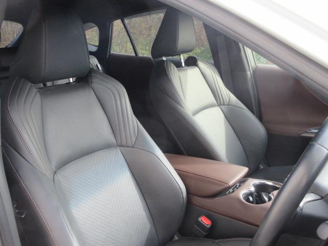 ハリアーハイブリッド Ｚ　レザーパッケージ　４ＷＤ　トヨタセーフティセンス　ナビフルセグＴＶ　Ｂｌｕｅｔｏｏｔｈ　バックカメラ　黒革シート　ＬＥＤヘッド＆フォグランプ　ＥＴＣ　シートヒーター　電動シート　電動リアゲート　ＪＢＬサウンド　冬タイヤ（32枚目）