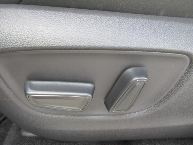 ハリアーハイブリッド Ｚ　レザーパッケージ　４ＷＤ　トヨタセーフティセンス　ナビフルセグＴＶ　Ｂｌｕｅｔｏｏｔｈ　バックカメラ　黒革シート　ＬＥＤヘッド＆フォグランプ　ＥＴＣ　シートヒーター　電動シート　電動リアゲート　ＪＢＬサウンド　冬タイヤ（35枚目）