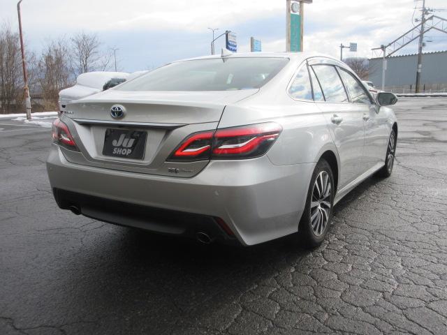 クラウンハイブリッド S Cパッケージ Four ナビ フルセグTV Bluetoothオーディオ CD&DVD再生 バックカメラ LEDランプ パワーシート ドラレコ クルーズコントロール リモコンエンジンスターター ETC スタッドレスタイヤ有(10枚目)