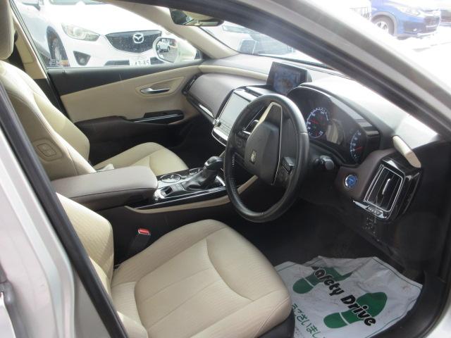 クラウンハイブリッド S Cパッケージ Four ナビ フルセグTV Bluetoothオーディオ CD&DVD再生 バックカメラ LEDランプ パワーシート ドラレコ クルーズコントロール リモコンエンジンスターター ETC スタッドレスタイヤ有(26枚目)