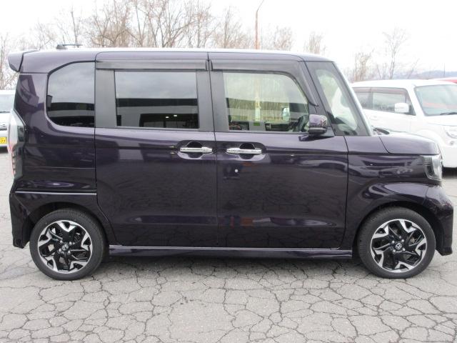 Ｎ－ＢＯＸカスタム Ｇ・Ｌターボホンダセンシング　４ＷＤ　両側電動スライドドア　ナビ　Ｂｌｕｅｔｏｏｔｈ　ＣＤ＆ＤＶＤ再生機能　バックカメラ　ＬＥＤヘッドランプ　シートヒーター　クルーズコントロール　ビルトインＥＴＣ　シートリフター　ＵＳＢ入力端子（6枚目）