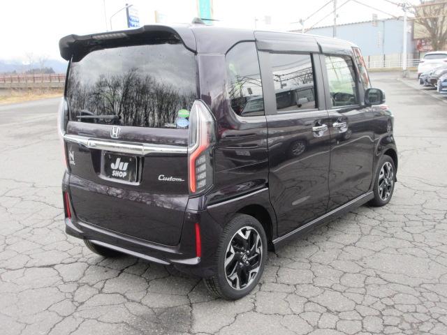 Ｎ－ＢＯＸカスタム Ｇ・Ｌターボホンダセンシング　４ＷＤ　両側電動スライドドア　ナビ　Ｂｌｕｅｔｏｏｔｈ　ＣＤ＆ＤＶＤ再生機能　バックカメラ　ＬＥＤヘッドランプ　シートヒーター　クルーズコントロール　ビルトインＥＴＣ　シートリフター　ＵＳＢ入力端子（10枚目）