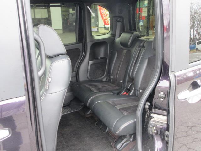 Ｎ－ＢＯＸカスタム Ｇ・Ｌターボホンダセンシング　４ＷＤ　両側電動スライドドア　ナビ　Ｂｌｕｅｔｏｏｔｈ　ＣＤ＆ＤＶＤ再生機能　バックカメラ　ＬＥＤヘッドランプ　シートヒーター　クルーズコントロール　ビルトインＥＴＣ　シートリフター　ＵＳＢ入力端子（35枚目）