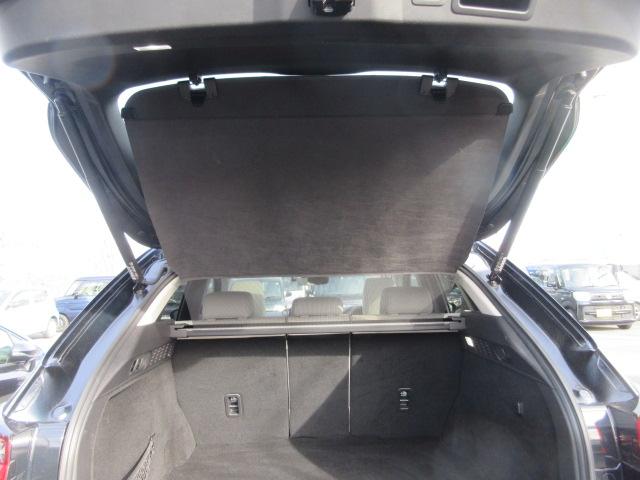 ＣＸ－６０ ＸＤ－ハイブリッド　エクスクルーシブモダン　４ＷＤ　サンルーフ　白革シート　ナビ　フルセグＴＶ　Ｂｌｕｅｔｏｏｔｈ　全方位モニター　パワーシート　電動リアゲート　ＬＥＤヘッドランプ　ＥＴＣ　衝突被害軽減ブレーキ　クルーズコントロール　ＵＳＢ入力（42枚目）