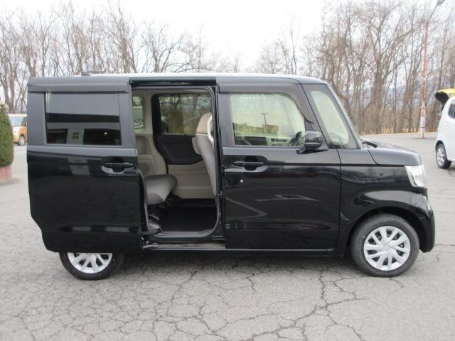 Ｎ－ＢＯＸ Ｇ・Ｌホンダセンシング　４ＷＤ　ナビＴＶ　バックカメラ　Ｂｌｕｅｔｏｏｔｈオーディオ　ＣＤ再生　ＬＥＤヘッドランプ　左側パワースライドドア　クルーズコントロール（8枚目）