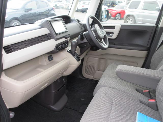 Ｎ－ＢＯＸ Ｇ・Ｌホンダセンシング　４ＷＤ　ナビＴＶ　バックカメラ　Ｂｌｕｅｔｏｏｔｈオーディオ　ＣＤ再生　ＬＥＤヘッドランプ　左側パワースライドドア　クルーズコントロール（31枚目）