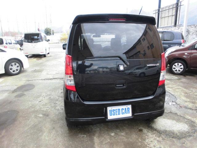 ワゴンＲ リミテッドＩＩ　４ＷＤ・ナビ＆バックカメラ・ＴＶ・ＥＴＣ・オートエアコン・スマートキー・ＨＩＤ＆＆オートライト・シートヒーター・電動格納ミラー（4枚目）