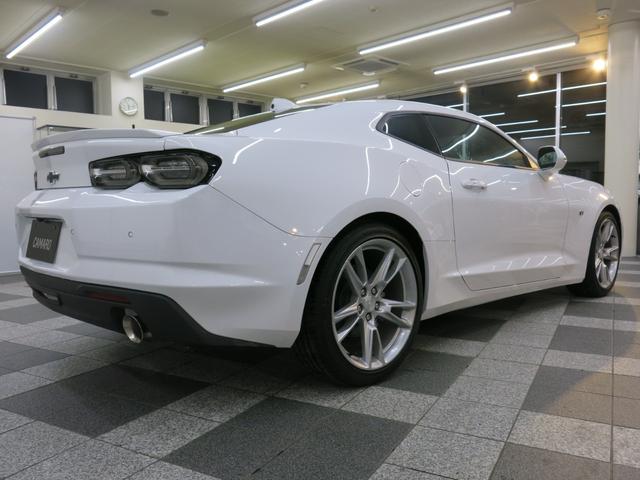 シボレーカマロ ＬＴ　ＲＳ　当店デモカーＵＰ・フロントスポーツバケットレザーシート・Ｆシートヒーター＆ベンチレーション・８インチカラータッチスクリーンディスプレイ・Ｂｏｓｅサウンド・純正２０ＡＷ（8枚目）