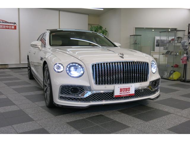 フライングスパー Ｗ１２　マリナードライビング＆ツーリング＆フロントシートコンフォート＆スタイリングスペシフィケーション・シティスペック・イルミネーション電動格納式フライングＢ・パノラミックサンルーフ・ＬＥＤヘッドランプ（20枚目）