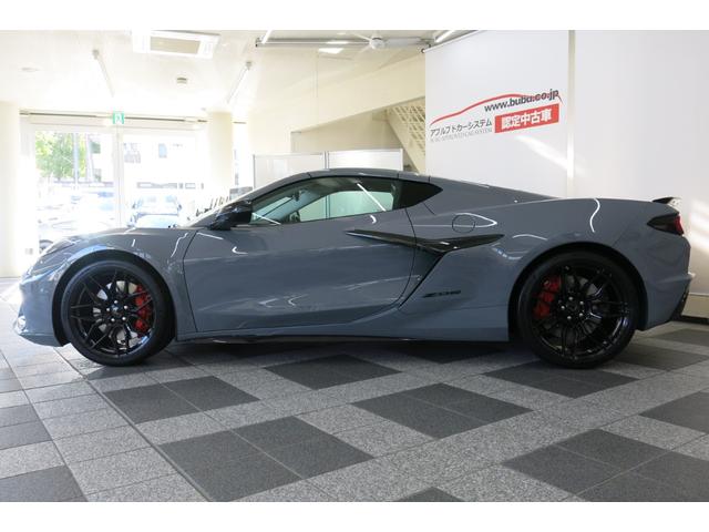 シボレーコルベット Z06 25yモデル・1オーナー・コンペティションバケットシート・カーボン&スウェーテッドマイクロファイバーステアリング・ドライブモードセレクター・パフォーマンスサス・LED-HL・純正鍛造20&21AW(5枚目)