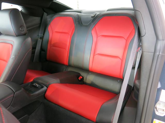 シボレーカマロ SS 1オーナー・延長保証2年&MPG+加入済み車両・ジェットブラック/アドレナリンレッドインテリア・フロントスポーツバケットシート・パフォーマンスサスペンション・ブレンボブレーキ・純正20AW(13枚目)