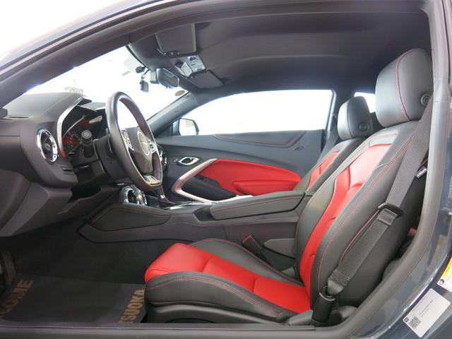 シボレーカマロ SS 1オーナー・延長保証2年&MPG+加入済み車両・ジェットブラック/アドレナリンレッドインテリア・フロントスポーツバケットシート・パフォーマンスサスペンション・ブレンボブレーキ・純正20AW(22枚目)