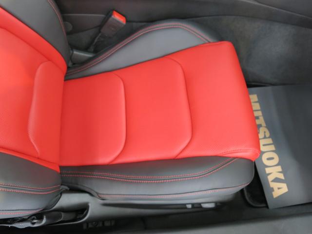 シボレーカマロ SS 1オーナー・延長保証2年&MPG+加入済み車両・ジェットブラック/アドレナリンレッドインテリア・フロントスポーツバケットシート・パフォーマンスサスペンション・ブレンボブレーキ・純正20AW(27枚目)