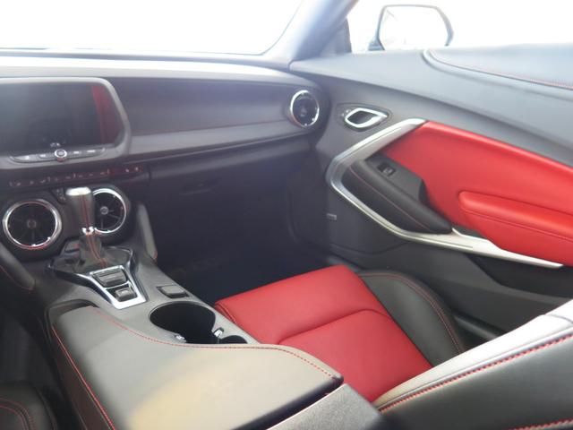 シボレーカマロ SS 1オーナー・延長保証2年&MPG+加入済み車両・ジェットブラック/アドレナリンレッドインテリア・フロントスポーツバケットシート・パフォーマンスサスペンション・ブレンボブレーキ・純正20AW(30枚目)