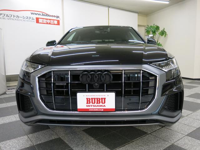 Q8 55TFSIクワトロ Sライン バルコナレザーSスポーツシート・コンフォートアシスタンスPKG・SラインプラスPKG・OPパノラマサンルーフ&アルミニウムルーフレール&レッドブレーキキャリパー&ドアエントリーライト・専用22AW(2枚目)