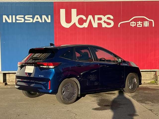 ノート １．２　Ｘ　元当社試乗車　大型画面純正Ｂｌｕｅｔｏｏｔｈナビ　リアカメラ　衝突被害軽減ブレ－キ　全方位カメラ　禁煙車　ＬＥＤヘッドライト　レーンアシスト　インテリジェントキー　ワンオーナー　アイドリングストップ　整備記録簿　盗難防止システム　ワンセグＴＶ　ＡＢＳ（9枚目）