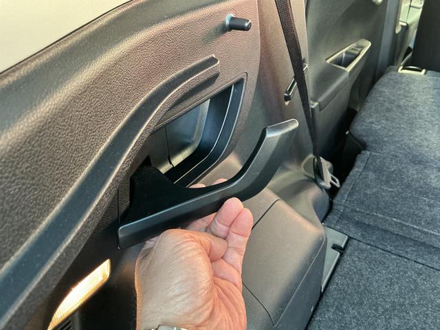 ラクティス 1.5 G プライムスタイル 1オーナー 記録簿 盗難防止システム アルミホイール クルーズコントロール メモリーナビ ナビTV ABS キーレスエントリー エアバッグ パワーウインドウ ワンオーナー オートエアコン 記録簿 ワンセグテレビ(23枚目)