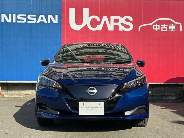 リーフ 元当社社有車 EV専用NissanConnectナビ レーダークルコン 360°カメラ 踏み間違い防止装置 LEDランプ セキュリティ 禁煙 1オーナー ETC インテリキー レーンキープアシスト サイドエアバッグ パワーウィンドウ ABS メモリ-ナビ(5枚目)