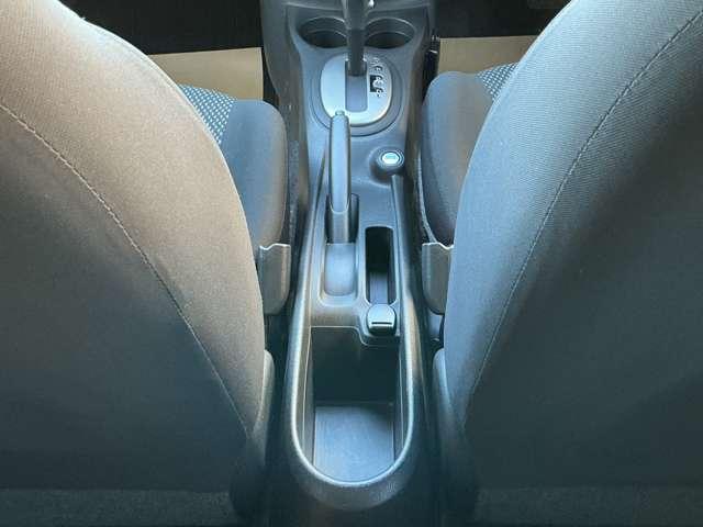 ノート １オーナー　純正メモリーナビ　バックカメラ　アイドリングストップ機能　左右エアバック　ＡＡＣ　スマキー　バックカメラ付き　アルミホイール　ＥＴＣ　パワーウィンドウ　ＡＢＳ　キーフリー　１オーナー　ナビＴＶ　パワーステアリング　メモリーナビ（18枚目）