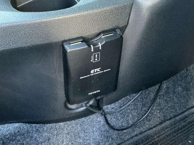 ノート １オーナー　純正メモリーナビ　バックカメラ　アイドリングストップ機能　左右エアバック　ＡＡＣ　スマキー　バックカメラ付き　アルミホイール　ＥＴＣ　パワーウィンドウ　ＡＢＳ　キーフリー　１オーナー　ナビＴＶ　パワーステアリング　メモリーナビ（19枚目）