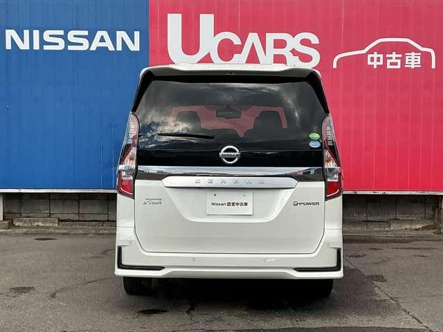 セレナ １オーナー　純正大型Ｂｌｕｅｔｏｏｔｈ対応ナビ　３６０°カメラ　エマジェンシーブレーキ　１オナ　スマキー　バックカメラ　ＬＥＤ　レーンアシスト　点検記録簿付　ＥＴＣ　Ａストップ　イモビ　サイドカーテンエアバック　フルオートエアコン　アルミホイール（7枚目）