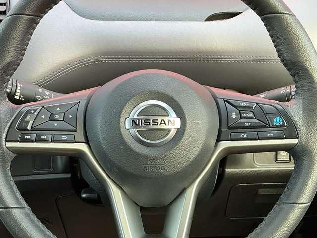 セレナ １オーナー　純正大型Ｂｌｕｅｔｏｏｔｈ対応ナビ　３６０°カメラ　エマジェンシーブレーキ　１オナ　スマキー　バックカメラ　ＬＥＤ　レーンアシスト　点検記録簿付　ＥＴＣ　Ａストップ　イモビ　サイドカーテンエアバック　フルオートエアコン　アルミホイール（12枚目）