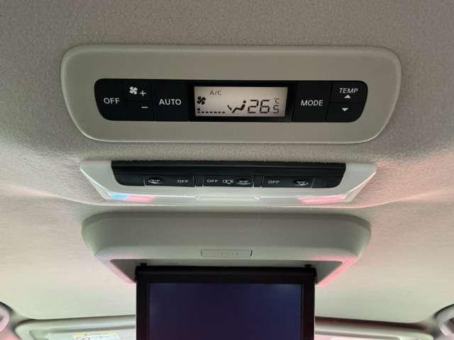 セレナ １オーナー　純正大型Ｂｌｕｅｔｏｏｔｈ対応ナビ　３６０°カメラ　エマジェンシーブレーキ　１オナ　スマキー　バックカメラ　ＬＥＤ　レーンアシスト　点検記録簿付　ＥＴＣ　Ａストップ　イモビ　サイドカーテンエアバック　フルオートエアコン　アルミホイール（17枚目）