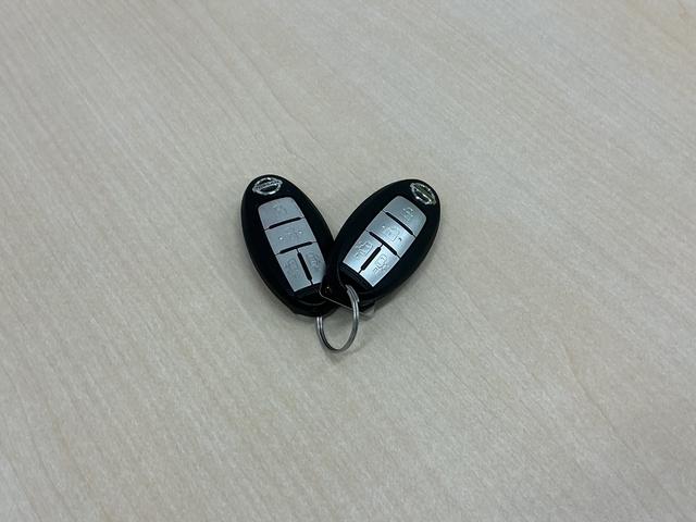 セレナ １オーナー　純正大型Ｂｌｕｅｔｏｏｔｈ対応ナビ　３６０°カメラ　エマジェンシーブレーキ　１オナ　スマキー　バックカメラ　ＬＥＤ　レーンアシスト　点検記録簿付　ＥＴＣ　Ａストップ　イモビ　サイドカーテンエアバック　フルオートエアコン　アルミホイール（30枚目）