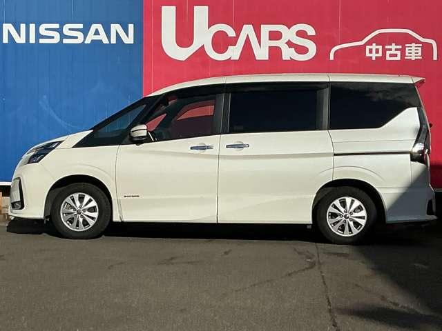 セレナ ４ＷＤ　両側電動オートスライドドア　後席モニター　メンテナンスノート　衝突被害軽減　車線逸脱防止　ＬＥＤライト　ワンオーナー　フルオートエアコン　バックモニター　ドラレコ　インテリジェントキー　ＥＴＣ　アイドリングストップ　４ＷＤ　アルミホイール（7枚目）