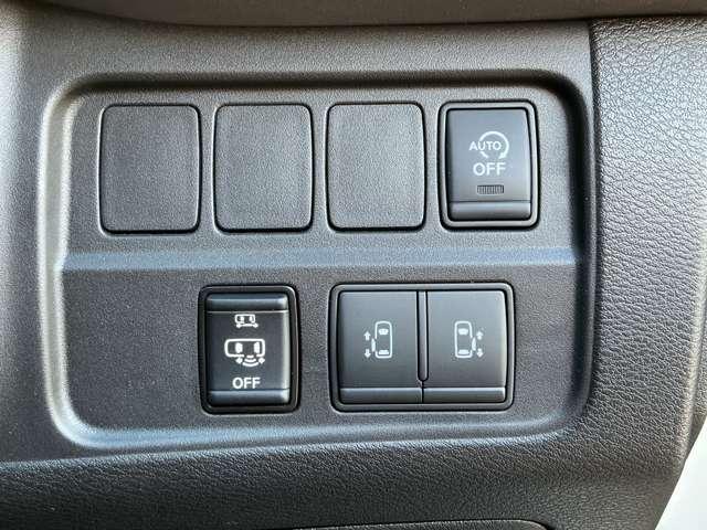 セレナ ４ＷＤ　両側電動オートスライドドア　後席モニター　メンテナンスノート　衝突被害軽減　車線逸脱防止　ＬＥＤライト　ワンオーナー　フルオートエアコン　バックモニター　ドラレコ　インテリジェントキー　ＥＴＣ　アイドリングストップ　４ＷＤ　アルミホイール（20枚目）