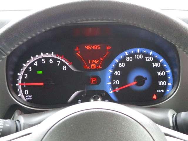 とてもみやすいメーター類です♪