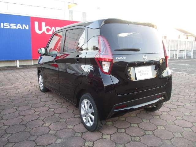 毎週火曜日と月２回、ときどき３回水曜日が定休日になります。