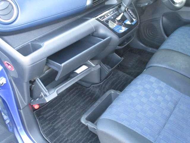 デイズ ６６０　ハイウェイスターＸドラレコ／純正ナビ／バックモニター　ブレーキサポート　禁煙　ＬＥＤ　ドライブレコーダー　イモビライザー　１オーナー　インテリジェントキー　レーンキープ　バックカメラ　ナビＴＶ　アイドリングストップ　オートエアコン　デュアルエアバッグ（17枚目）