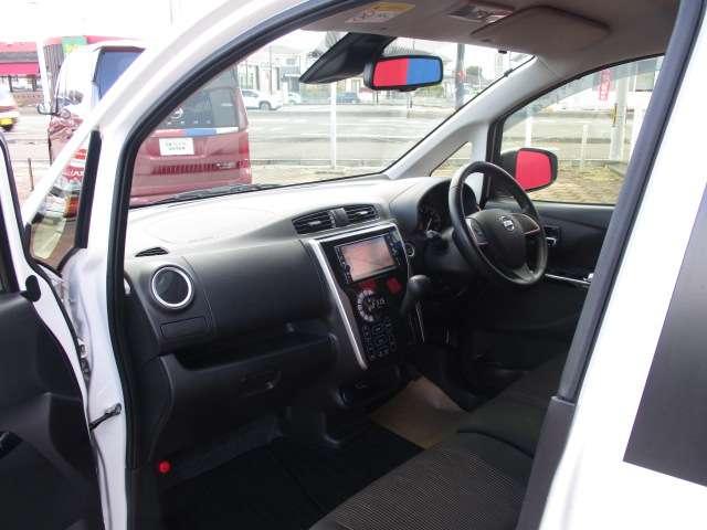 デイズ ６６０　ハイウェイスターＸ　４ＷＤ　純正ナビ／シートヒーター　ナビＴＶ付　全席ＰＷ　ＩＳＴＯＰ　ダブルエアバッグ　ＰＳ　スマキー　Ｂカメラ　ＡＡＣ　フルタイム４ＷＤ　盗難防止システム　禁煙　ＬＥＤライト　１オーナー車　アルミホイール　キーフリーシステム　記録簿（17枚目）